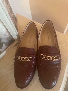 Charter Club Women's Burgundy Faux-Croc Loafers with Gold Chain.